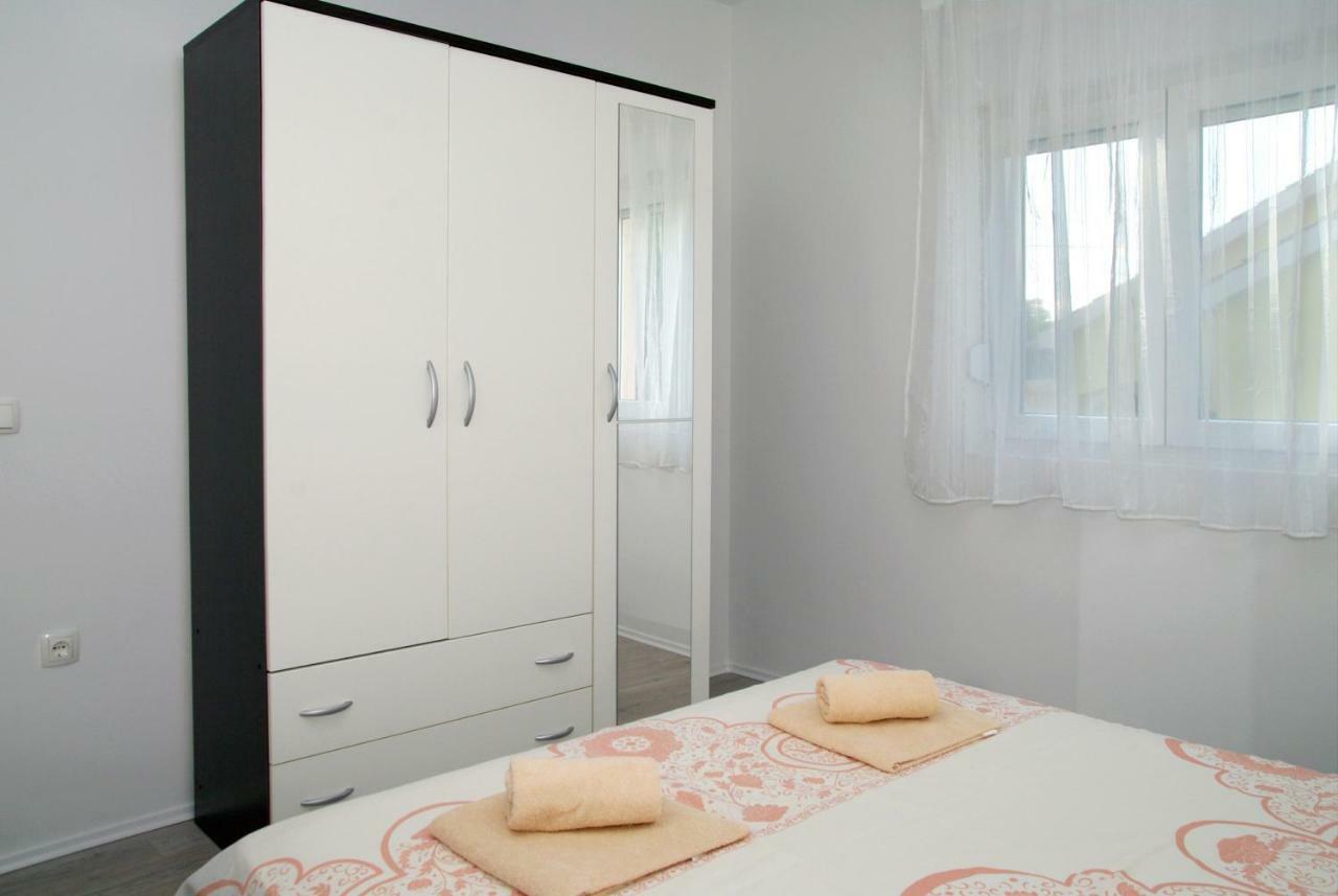 Holiday Home Luka 자다르 외부 사진