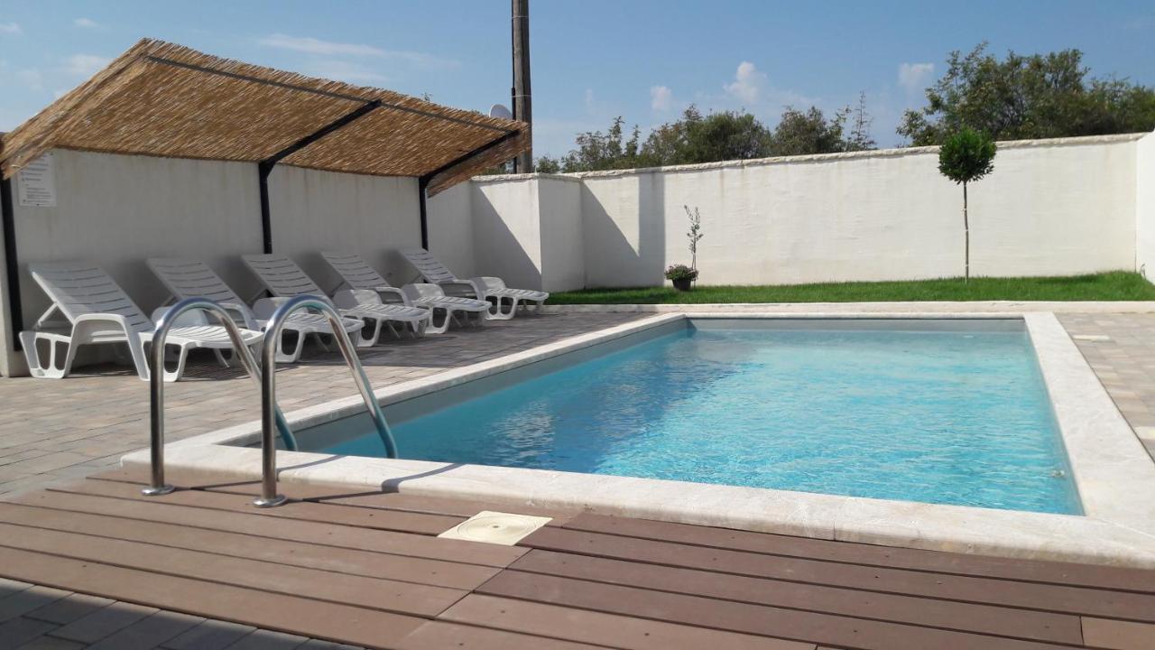 Holiday Home Luka 자다르 외부 사진