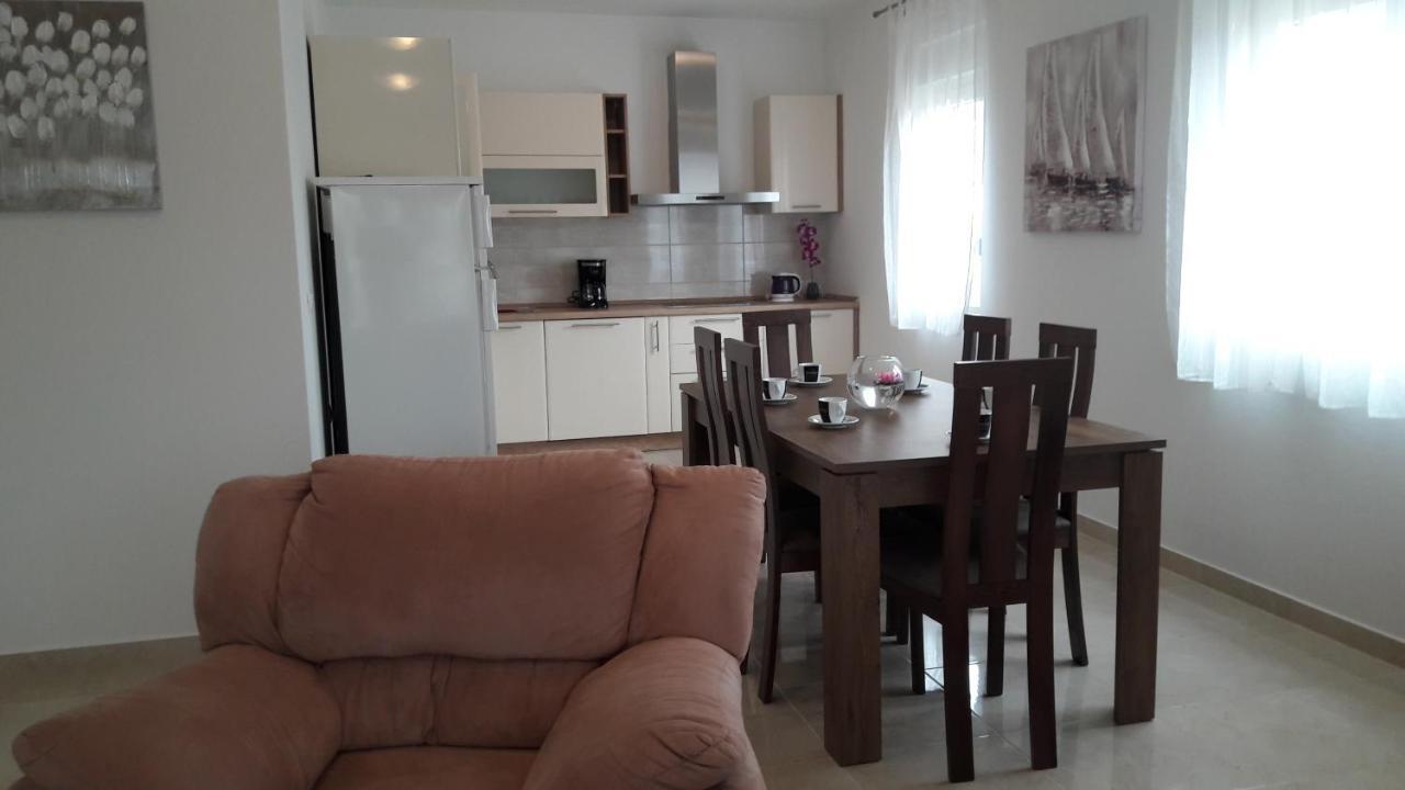 Holiday Home Luka 자다르 외부 사진
